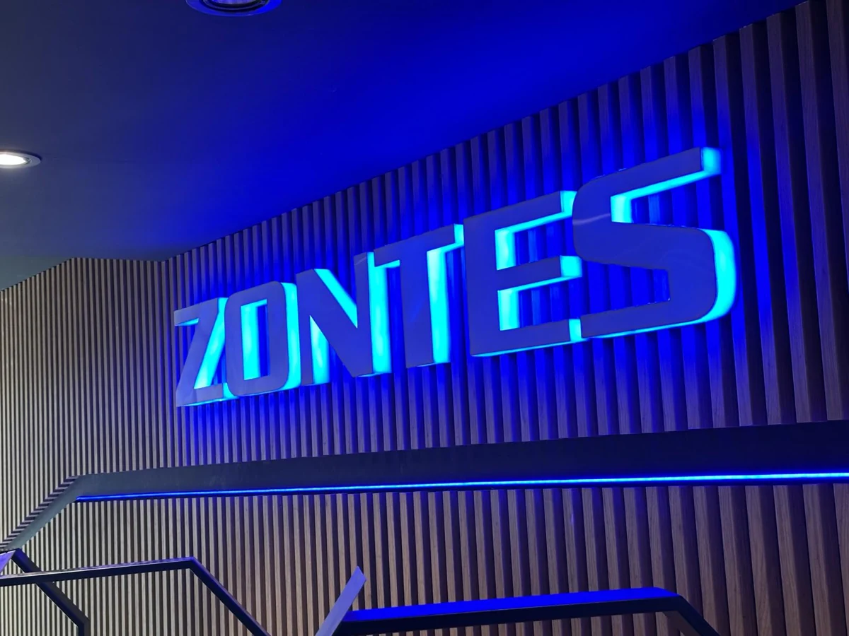 Zontes — réalisation ADH&Sign